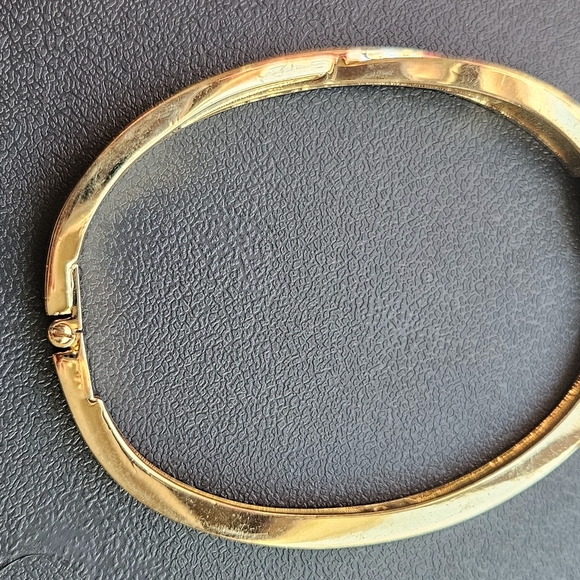 Swarovski Edith Goldtone Twist Rows Pave Hinged Bracelet - Picture 12 of 13